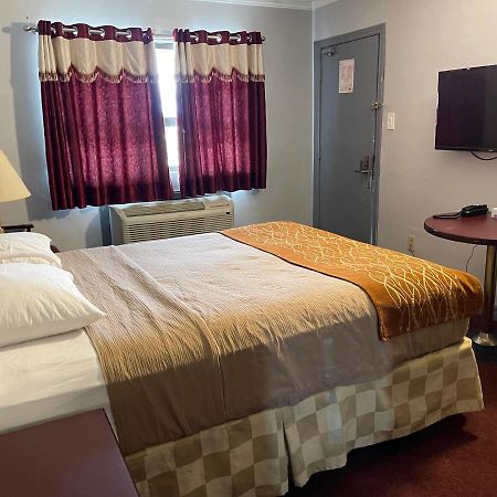 Liberty Inn Bowmanville Dış mekan fotoğraf