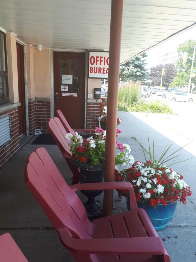 Liberty Inn Bowmanville Dış mekan fotoğraf